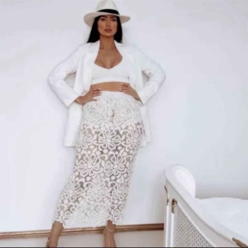 ZARA CROCHETED STRAIGHT SKIRT - Picture 9 of 15